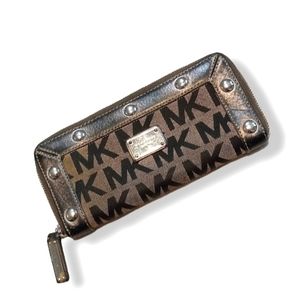 Michael Kors wallet